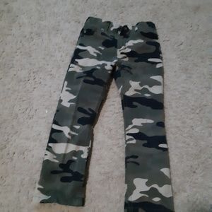 Size 5 boys Faded Glory camo jeans